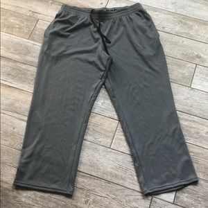 Gray men’s loose fit workout pants